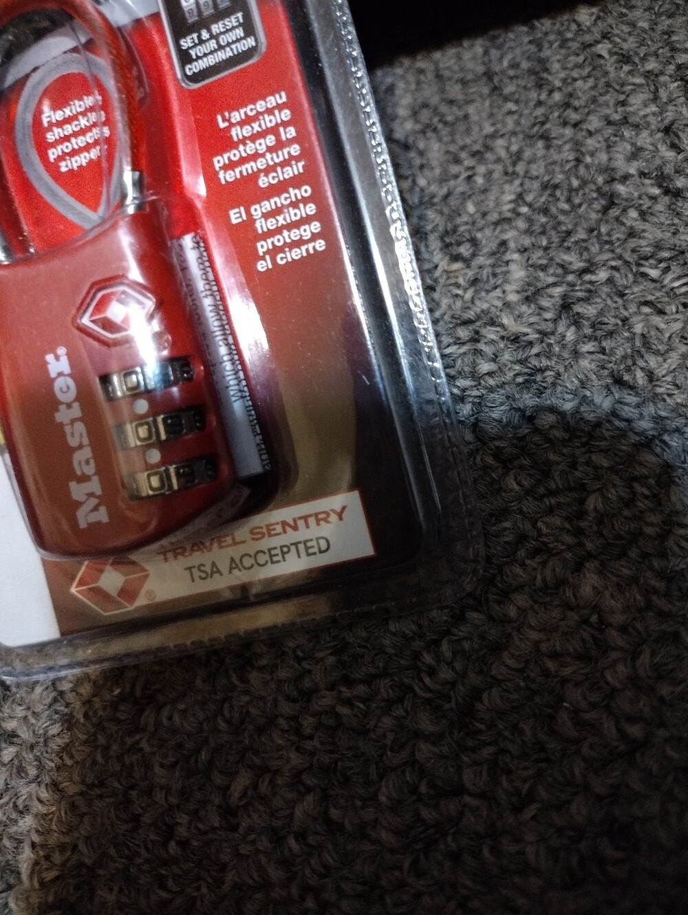 Master Lock Red TSA-Accepted Combination Cable Lock - Picture 2 of 3